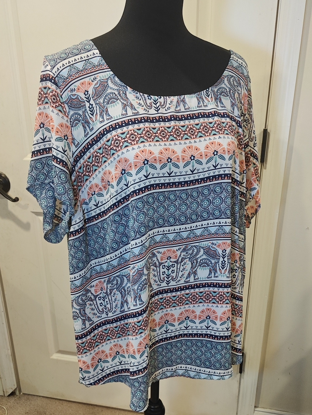 Boho Elephant Print Short Sleeve Top - Blue & Peach